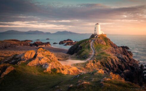 Tŵr Mawr Lighthouse