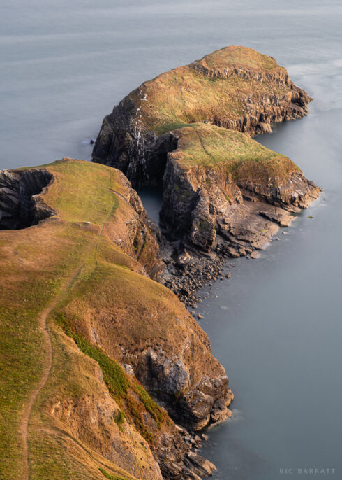 Ynys Lochtyn